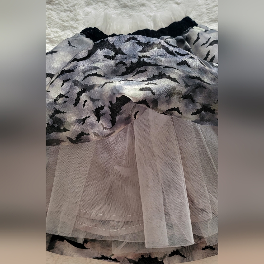 Halloween 🦇 Skirt With Bat Print for little girl - Picture 7 of 8